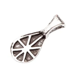 Vintage-Silberanhänger in Tropfenform mit Sonnenstrahl-Gravur und breiter Schlaufe