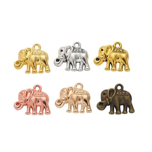 Set di ciondoli a forma di elefante in lega retrò in sei diverse finiture metalliche