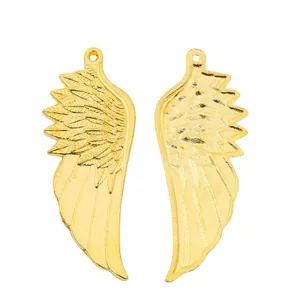 Paar goudkleurige vleugelhanger van legering met veertextuur voor DIY-sieraden maken