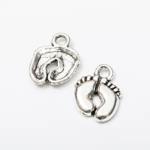Pendentifs empreintes de bébé en argent antique pour la création de bijoux DIY artisanaux