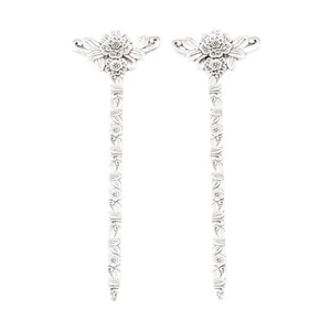 Lot de deux épingles à cheveux vintage en argent avec gravures florales élégantes