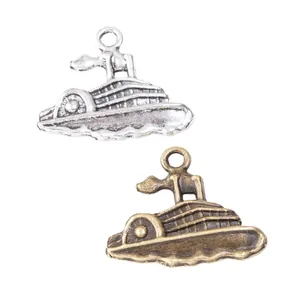 Set van vintage stoomschipbedels in zilver en brons voor het maken van DIY-sieraden