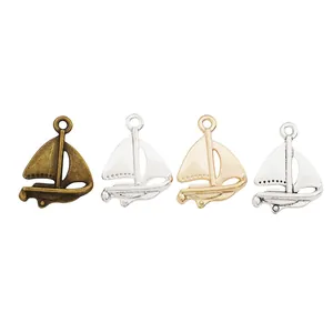 DIY zeilboot hangers van legering in vier metaalkleuren voor kettingen en armbanden maken