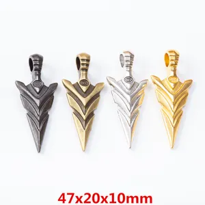 Pendentifs Flèche en Alliage Vintage Texture Plume Pointe de Lance Breloques pour Bijoux DIY Accessoires de Collier Bijoux Unisexe