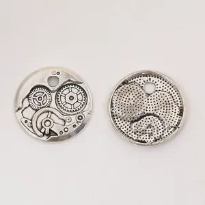 Steampunk gear clock pendant in antique silver alloy for DIY jewelry making accessories