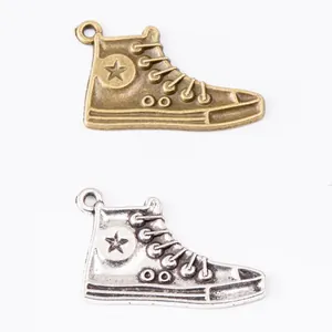 Pendentifs de baskets rétro en alliage bronze et argent pour accessoires bijoux DIY