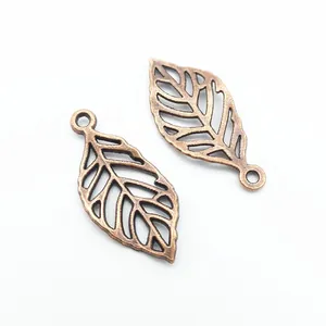 Macro de pendentifs feuilles en bronze vintage avec détails nervurés pour bijoux DIY