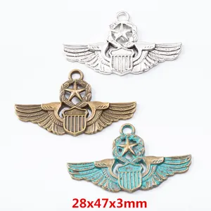 Ciondolo in Lega di Zinco Vintage con Ali Stella Scudo per Creazione Gioielli Accessori Fai da Te Argento Bronzo Verde