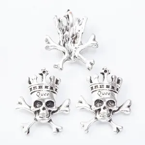 Vintage silver skull pendant with crown and Queen engraving for DIY jewelry