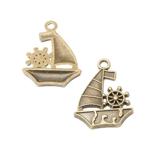 Vintage bronzen zeilboot hangers voor DIY sieraden met gedetailleerd metaalwerk