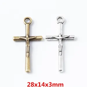 Ciondoli Croce Crocifisso in Lega Vintage Ciondoli Religiosi di Gesù Per Creazione di Gioielli Fai-da-te Bronzo Argento Antico