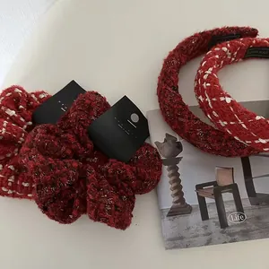 Elegant red tweed headband and scrunchie set with silver lurex for a textured autumn style