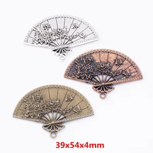Vintage Alloy Fan Shape Pendants Rose Butterfly Embossed DIY Jewelry Making Accessories Antique Silver Bronze Copper Charms