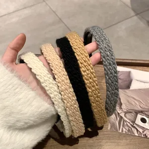 Knitted headband set in five autumn colors with premium braided texture and high-top design