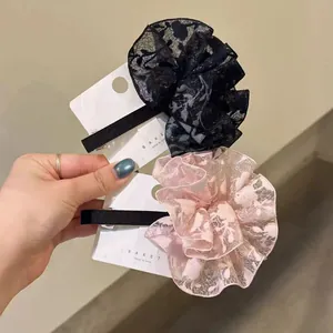 Lot de chouchous géants en dentelle rose et noir pour un coiffage élégant des femmes