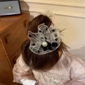 Chouchou vintage français en organza à pois avec décoration de grande perle blanche