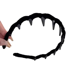 Elegante cerchietto nero in velluto con denti antiscivolo per lo styling dei capelli
