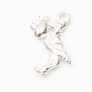 Antique silver zinc alloy cute stork bird charm pendant for DIY jewelry making