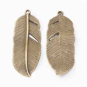 Vintage Bronze Feder Anhänger aus Legierung mit Details für DIY Schmuckherstellung
