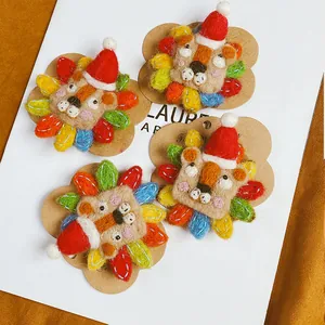 Handmade Wool Felt Lion King Brooch With Christmas Hat Colorful Mane Cute Animal Lapel Pin For Sweater Scarf Decoration
