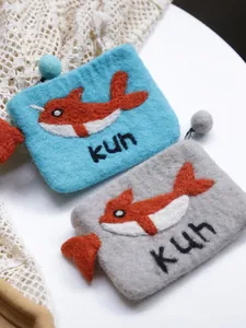 Creative Handmade Wool Felt Whale Coin Purse Mini Card Pouch Cute Kun Embroidery Zipper Storage Wallet Women Gift Item