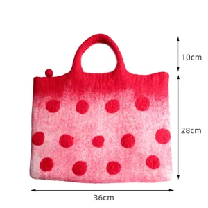 Detailed dimensions of red polka dot gradient felt tote bag for daily commute