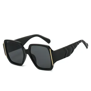 Women's Fashion Square Large Frame Sunglasses UV400 Protection Polarized PC Lens Leopard Print Wave Texture Leg Eyeglasses