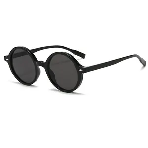 Retro Runder Rahmen Sonnenbrille Damen Herren Vintage PC Rahmen UV400 Schutz Mode Brillen Klassische Metallnieten Deko