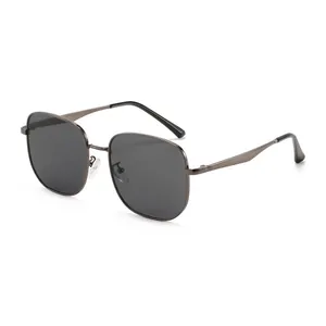 Lunettes de Soleil à la Mode avec Grande Monture Carrée en Métal Protection UV400 pour Femmes Hommes Lunettes de Soleil Rétro Surdimensionnées