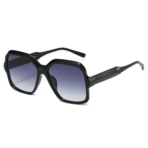 Women Vintage Oversized Square Sunglasses PC Frame Metal Trim UV400 Gradient Lens Fashion Retro Street Style Sun Glasses