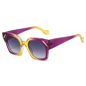 Lunettes de soleil œil de chat pour femmes avec monture polygonale dégradée violet jaune