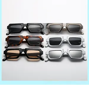 Plusieurs options de couleurs pour lunettes de soleil rectangulaires rétro à monture épaisse