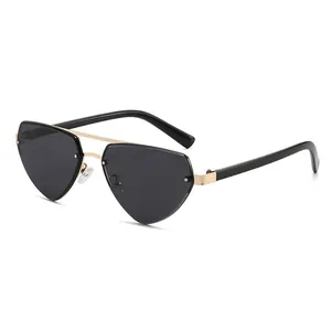Randloze Driehoekige Hartvormige Zonnebril Voor Vrouwen Mode Geometrische Metalen Dubbele Brug Zonnebril UV400 Bescherming Party Brillen