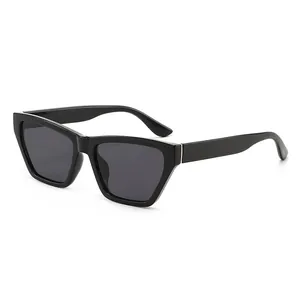 Vintage Square Cat Eye Sunglasses For Women UV400 Protection Polycarbonate Frame Fashion Outdoor Driving Eyewear Leopard Print Temple