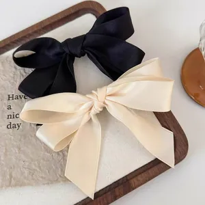 Handgefertigte Satin-Schleifen-Haarspangen in Schwarz und Beige, elegante Haar-Accessoires