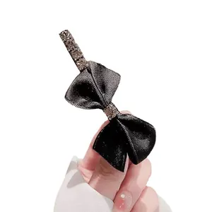 Barrette à cheveux élégante en satin noir avec strass brillants pour coiffure femme
