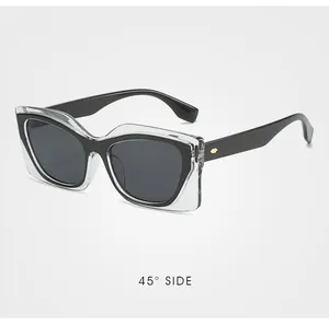 Vue latérale à 45 degrés des lunettes de soleil œil-de-chat aux montures superposées