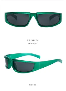 Duo-Ansicht der grünen Sport-Sonnenbrille mit grauen Gläsern und Metallic-Finish