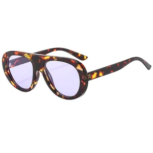 Retro tortoise shell aviator sunglasses with gradient purple lenses for women