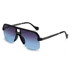 Modieuze oversized halfframe zonnebril met blauw-paarse gradiëntlenzen en dubbele brug