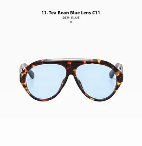 Detail of demi blue aviator sunglasses with tortoiseshell frames and light blue lenses