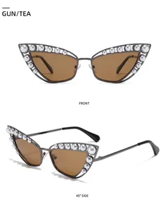 Vues détaillées de lunettes de soleil œil-de-chat en métal avec perles et verres thé