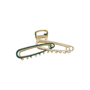 Minimalistische geometrische metalen haarklem in vintage groen en crème wit