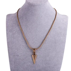 Collier Pendentif Pointe de Flèche en Alliage Vintage pour Femmes Style Rétro Punk Électroplaqué Or Argent Bijoux Cadeau