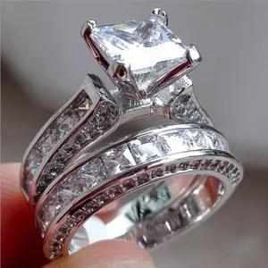 Luxurious Silver Plated Alloy Princess Cut Zirconia Wedding Engagement Ring Set For Women Geometric Bridal Finger Rings