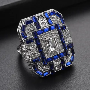 Anello Art Déco in argento con cristalli blu e zirconi bianchi a forma rettangolare