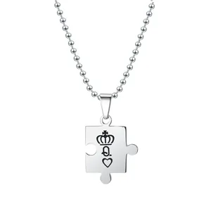 Collier puzzle en argent avec couronne, lettre Q et cœur sur chaîne à billes