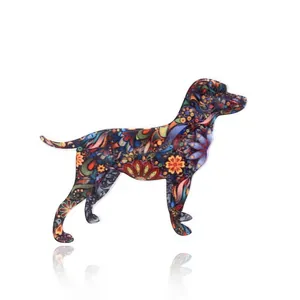 Broche de perro artístico con patrones florales coloridos y acabado reflectante brillante