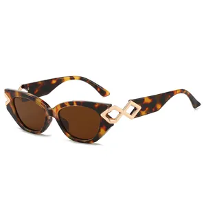 Damen Retro Katzenaugen Sonnenbrille UV400 Schutz Mode PC Rahmen Mit Geometrischen Metall Hohl Bügel Vintage Trendy Outdoor