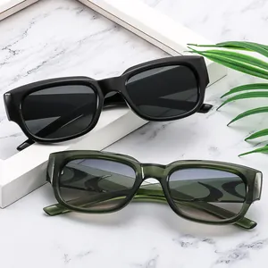 Lunettes de Soleil Vintage Petit Cadre pour Femmes Hommes Mode Rétro Protection UV400 Cadre PC Décor Métal Style de Rue